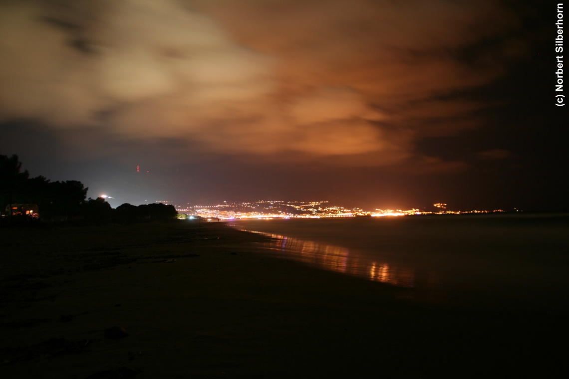 Nachtblick auf Bastia, Korsika, am 26.09.2008 um 21:19:10 
, &copy; Norbert Silberhorn