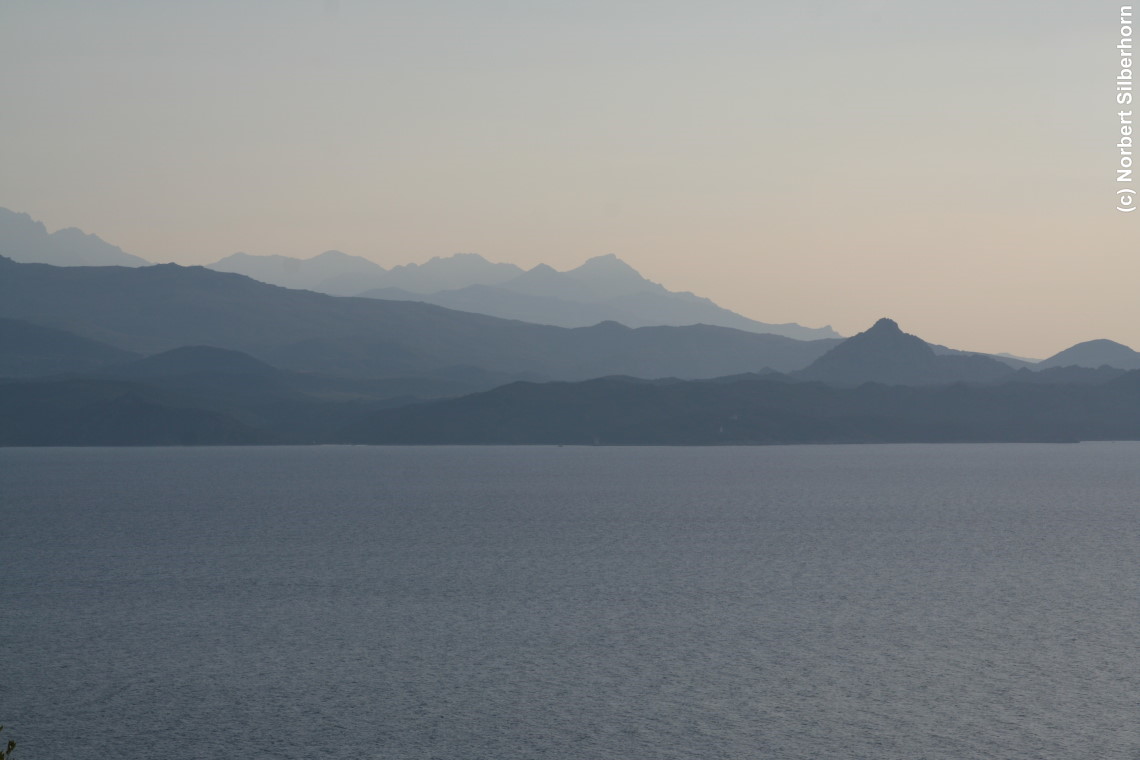 Aussicht bei Marine de Negru, Korsika, am 07.09.2009 um 18:05:27 
, © Norbert Silberhorn